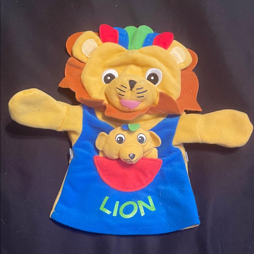Rare vintage Vibrant Baby Einstein Lion Hand Puppet.